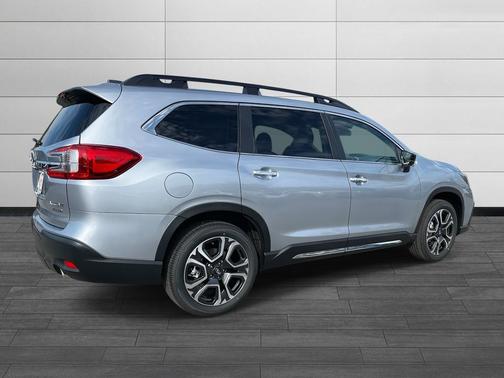 Ice Silver Metallic 2025 Subaru Ascent Touring