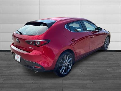 2022 Mazda Mazda3 FWD w/Preferred Package