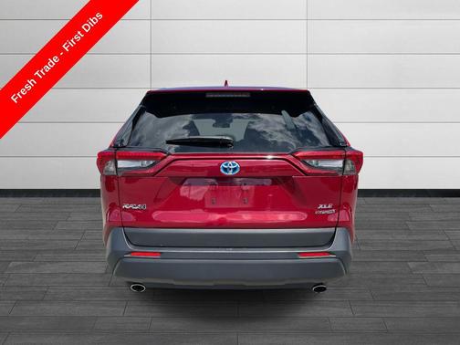 2022 Toyota RAV4 Hybrid XLE Premium