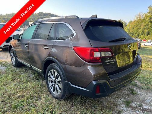2019 Subaru Outback 2.5i Touring