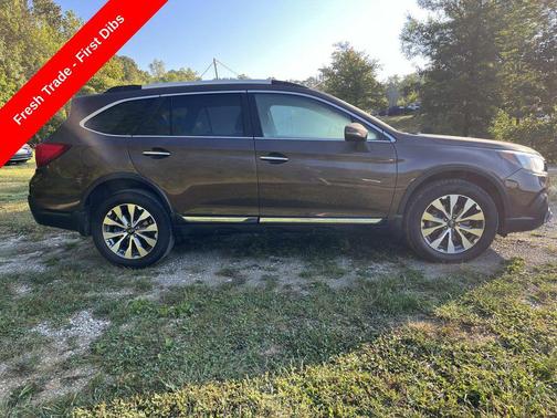 2019 Subaru Outback 2.5i Touring