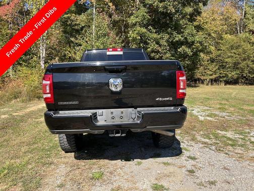 2022 RAM 2500 Big Horn Crew Cab 4x4 6'4' Box