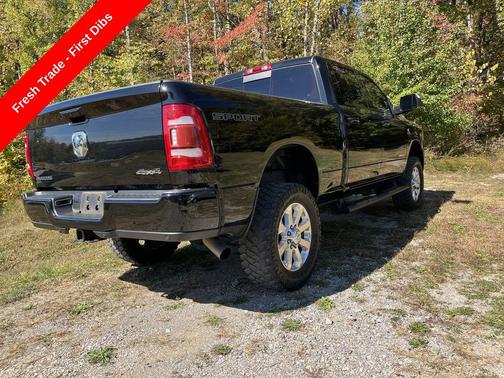 2022 RAM 2500 Big Horn Crew Cab 4x4 6'4' Box
