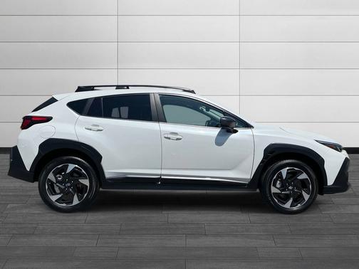Crystal White Pearl 2025 Subaru Crosstrek Limited