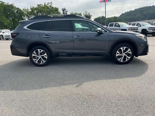 2021 Subaru Outback Touring