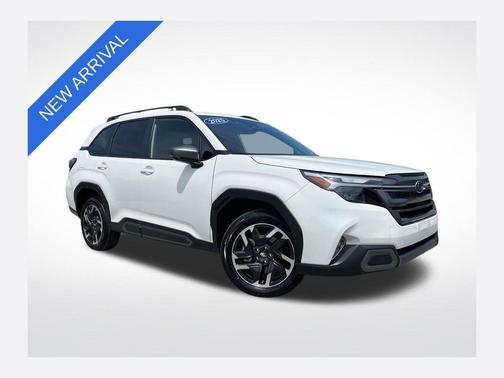 Crystal White Pearl 2025 Subaru Forester Limited