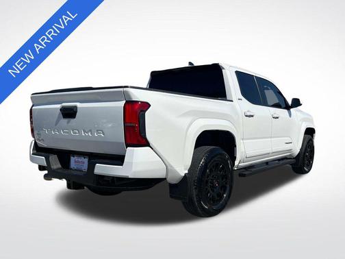 Ice Cap 2025 Toyota Tacoma SR5