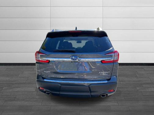 Magnetite Gray Metallic 2027 Subaru Ascent Touring 7-Passenger