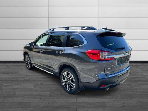 Magnetite Gray Metallic 2027 Subaru Ascent Touring 7-Passenger