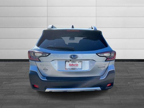 2025 Subaru Outback Touring XT