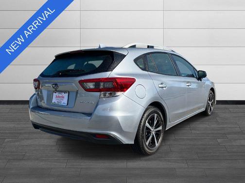 Ice Silver Metallic 2020 Subaru Impreza Premium 5-Door