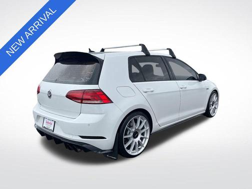 2018 Volkswagen Golf R 2.0T Manual