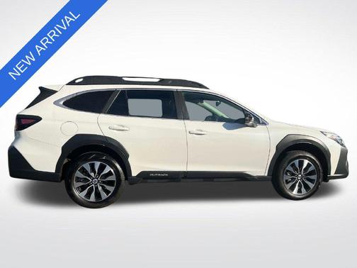 Crystal White Pearl 2024 Subaru Outback Limited