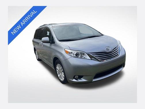 2015 Toyota Sienna XLE
