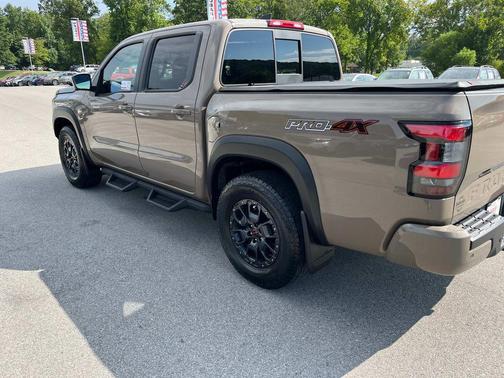 2022 Nissan Frontier PRO-4X