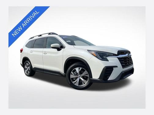 Crystal White Pearl 2025 Subaru Ascent Premium