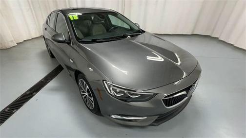 2018 Buick Regal Sportback Essence