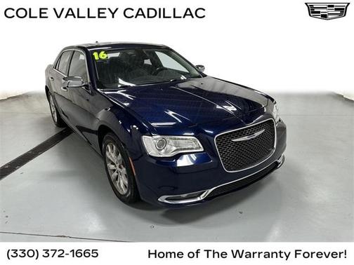 2016 Chrysler 300C Base