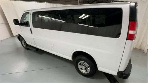 2022 Chevrolet Express 3500 LT