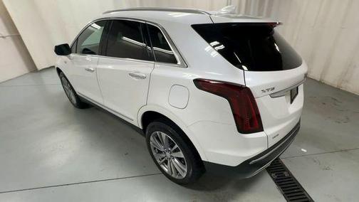 Crystal White Tri-Coat 2024 Cadillac XT5 Premium Luxury