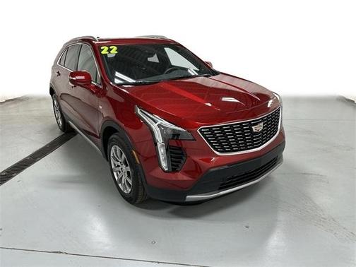 2022 Cadillac XT4 Premium Luxury
