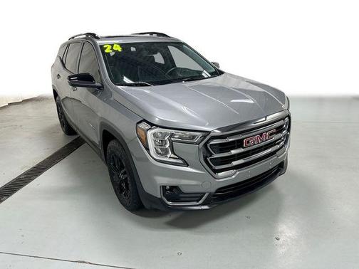 Sterling 2024 GMC Terrain AT4