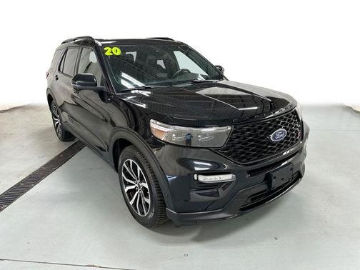 Black Metallic 2020 Ford Explorer ST