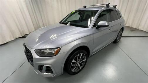 2022 Audi Q5 45 S line quattro Premium
