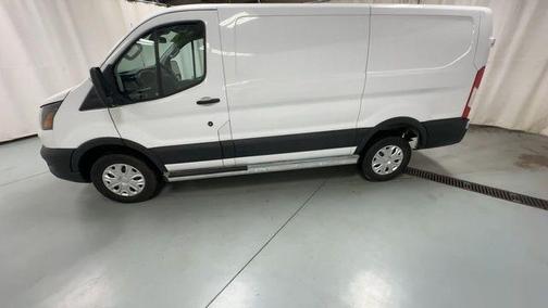 Oxford White 2025 Ford Transit-250 Base