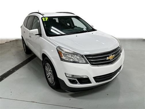 2017 Chevrolet Traverse 2LT
