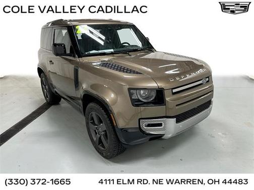 2023 Land Rover Defender SE