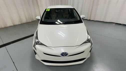 2016 Toyota Prius Three