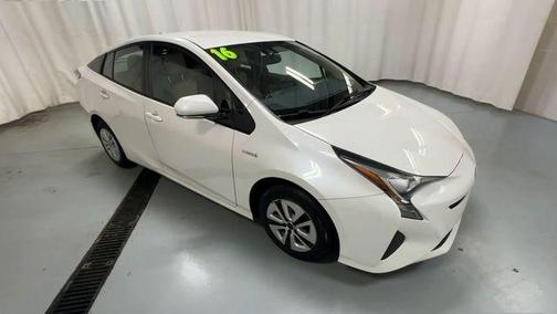2016 Toyota Prius Three