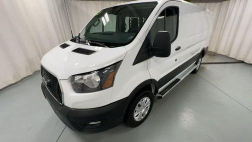 Oxford White 2025 Ford Transit-250 Base