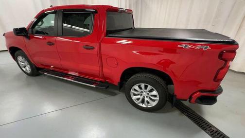 Red 2022 Chevrolet Silverado 1500 Custom