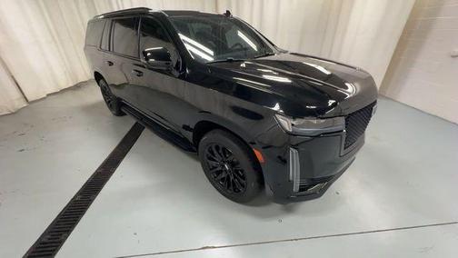 2023 Cadillac Escalade ESV Sport