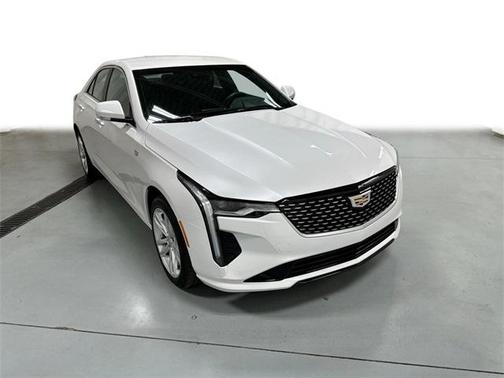 2025 Cadillac CT4 Luxury