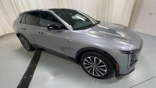 2025 Cadillac LYRIQ Sport