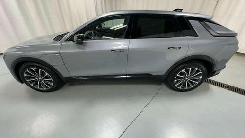 2025 Cadillac LYRIQ Sport