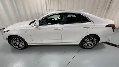 2022 Cadillac CT4 Premium Luxury
