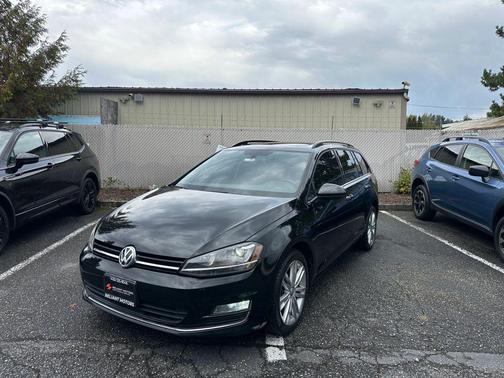 2015 Volkswagen Golf SportWagen TDI SE 4-Door