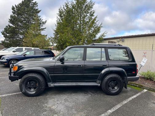 1997 Toyota Land Cruiser Base