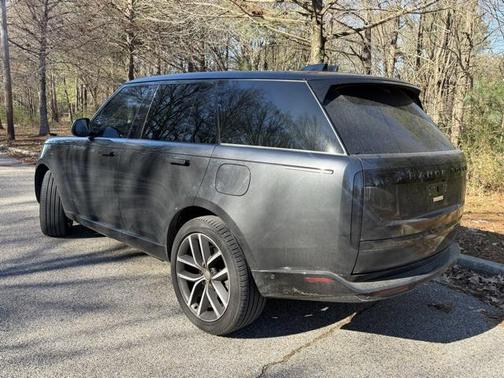 2025 Land Rover Range Rover SE