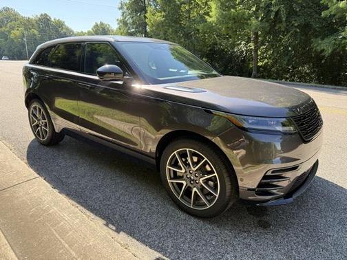 2026 Land Rover Range Rover Velar Dynamic SE