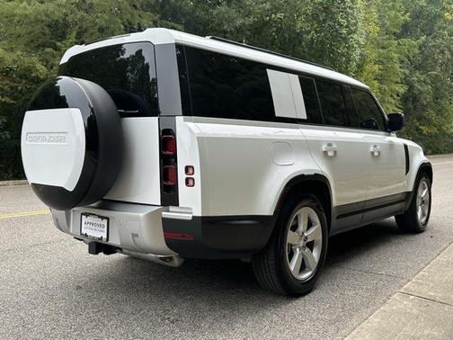 2025 Land Rover Defender S