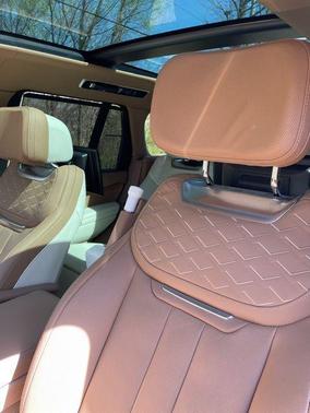 2025 Land Rover Range Rover SV