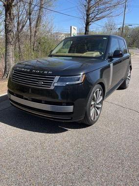 2025 Land Rover Range Rover SV