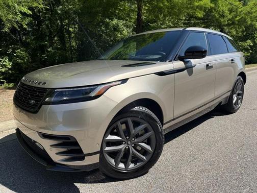 2026 Land Rover Range Rover Velar P250 SE R-Dynamic