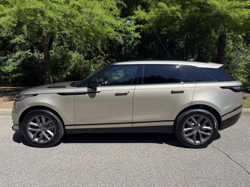 2026 Land Rover Range Rover Velar P250 SE R-Dynamic