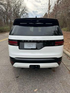 2025 Land Rover Discovery Dynamic SE